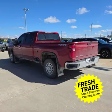 More photos of 2022 Chevrolet Silverado 2500 HD LT at Mike Molstead Chevrolet, GMC, IA
