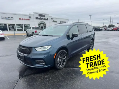 Blue 2025 Chrysler Pacifica Limited for sale in Charles City, IA