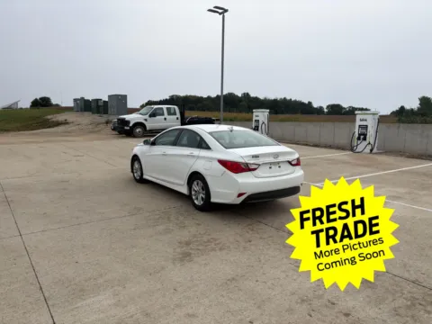 More photos of 2014 HYUNDAI SONATA GLS at Mike Molstead Chevrolet, GMC, IA