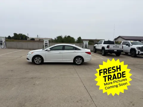 More photos of 2014 HYUNDAI SONATA GLS at Mike Molstead Chevrolet, GMC, IA