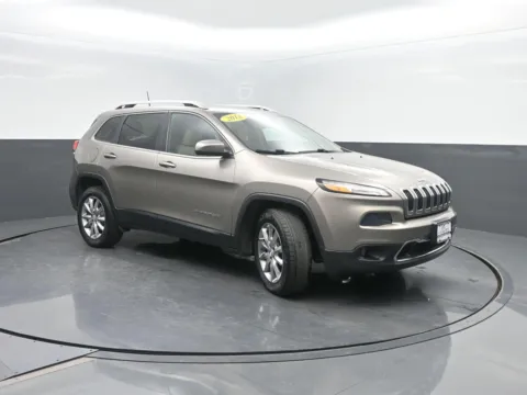 More photos of 2018 Jeep Cherokee Limited at Mike Molstead Chevrolet, GMC, IA