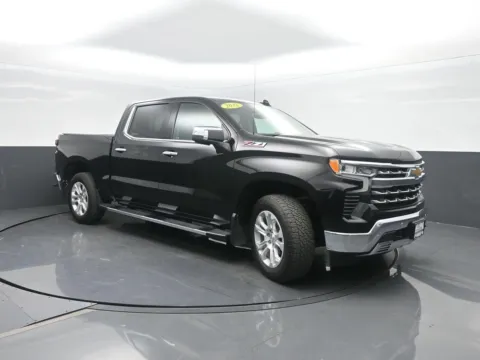 More photos of 2022 Chevrolet Silverado 1500 LTZ at Mike Molstead Chevrolet, GMC, IA