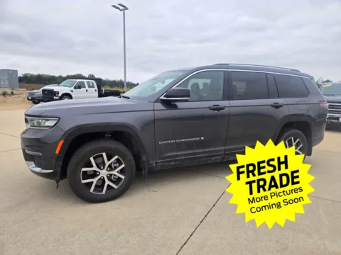 Gray 2023 Jeep Grand Cherokee L Limited for sale in Charles City, IA
