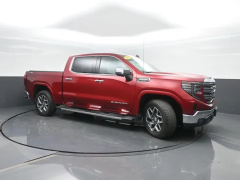 More photos of 2022 GMC Sierra 1500 SLT at Mike Molstead Chevrolet, GMC, IA
