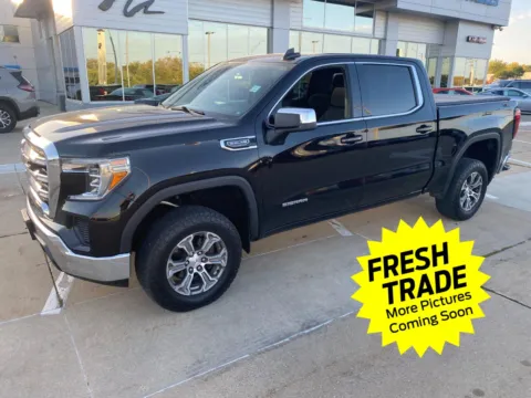 Black 2019 GMC Sierra 1500 SLE for sale in Charles City, IA