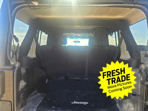 More photos of 2012 Jeep Wrangler Unlimited Rubicon at Mike Molstead Chevrolet, GMC, IA