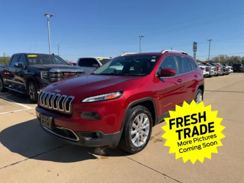Red 2016 Jeep Cherokee Limited for sale in Charles City, IA