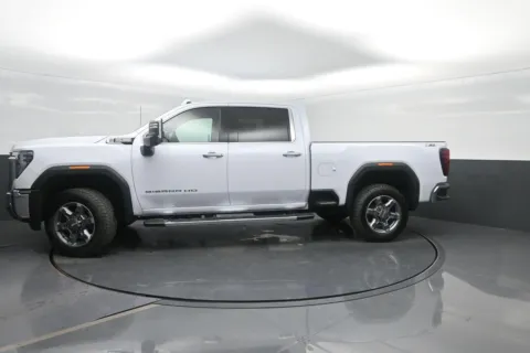 White 2026 GMC Sierra 2500 HD SLT for sale in Charles City, IA