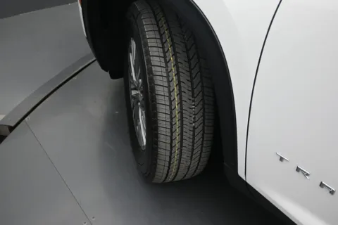 More photos of 2027 Chevrolet Traverse AWD LT at Mike Molstead Chevrolet, GMC, IA