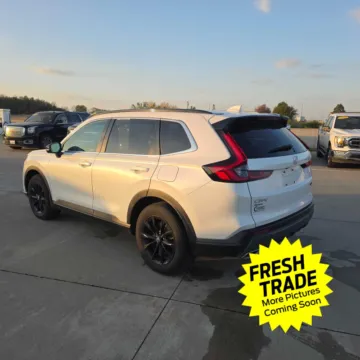 More photos of 2025 Honda CR-V Hybrid Sport-L at Mike Molstead Chevrolet, GMC, IA
