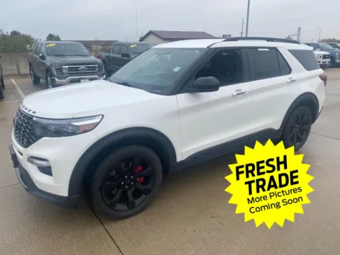 White 2022 FORD EXPLORER ST for sale in Charles City, IA