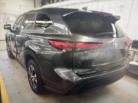 Photos of 2023 Toyota Highlander XLE for sale in Plaistow, NH at CarFive Plaistow, NH