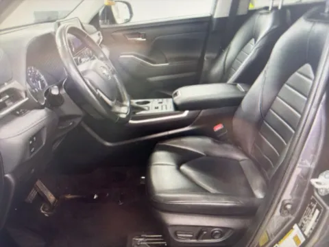 More photos of 2023 Toyota Highlander XLE at CarFive Plaistow, NH, NH