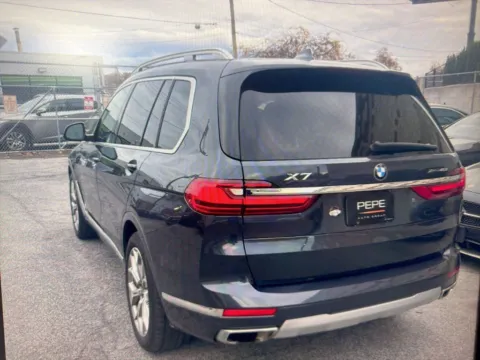 Another view of 2020 BMW X7 xDrive40i for sale in Plaistow, NH at CarFive Plaistow, NH
