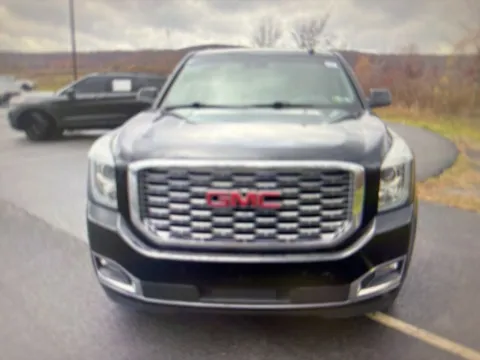 Photos of 2019 GMC Yukon XL Denali for sale in Plaistow, NH at CarFive Plaistow, NH