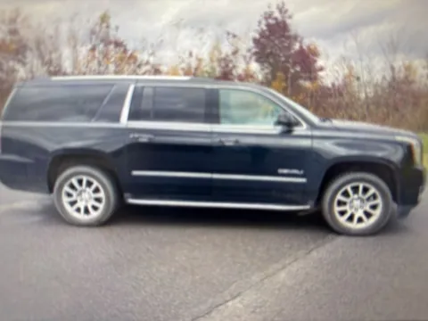 More photos of 2019 GMC Yukon XL Denali at CarFive Plaistow, NH, NH