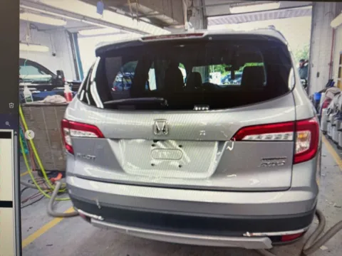 More photos of 2021 Honda Pilot Touring at CarFive Plaistow, NH, NH