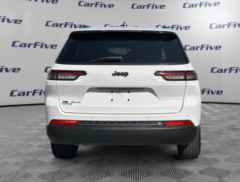 More photos of 2022 Jeep Grand Cherokee L Altitude at CarFive Plaistow, NH, NH