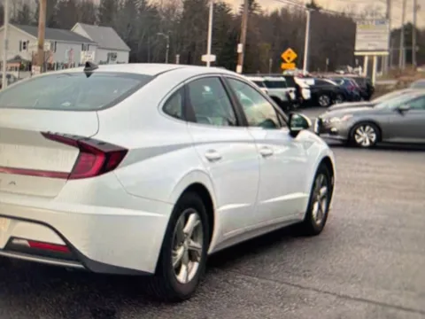 Photos of 2021 Hyundai Sonata SE for sale in Plaistow, NH at CarFive Plaistow, NH