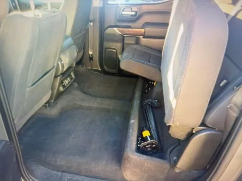 More photos of 2020 GMC Sierra 1500 SLE at CarFive Plaistow, NH, NH