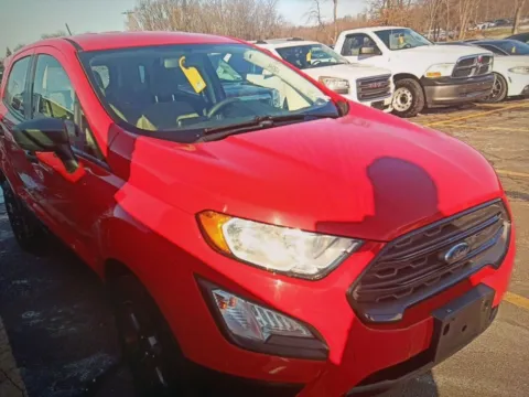 Photos of 2020 Ford EcoSport S for sale in Plaistow, NH at CarFive Plaistow, NH
