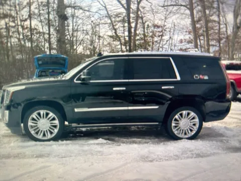 Photos of 2019 Cadillac Escalade Platinum Edition for sale in Plaistow, NH at CarFive Plaistow, NH