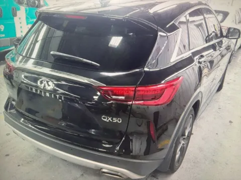 More photos of 2022 INFINITI QX50 Autograph at CarFive Plaistow, NH, NH