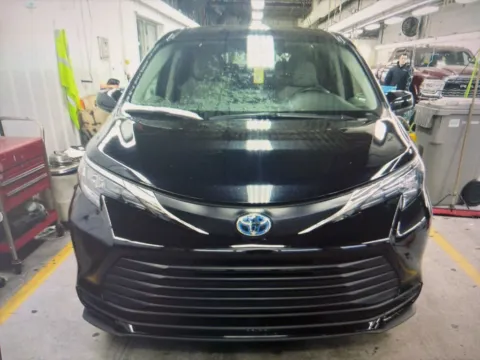 Photos of 2024 Toyota Sienna LE for sale in Plaistow, NH at CarFive Plaistow, NH