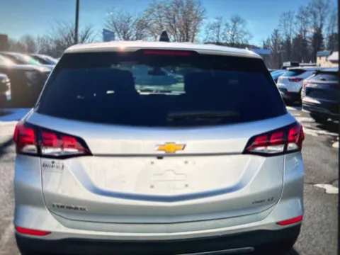 More photos of 2022 Chevrolet Equinox LT at CarFive Plaistow, NH, NH