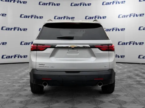 More photos of 2022 Chevrolet Traverse LT at CarFive Plaistow, NH, NH