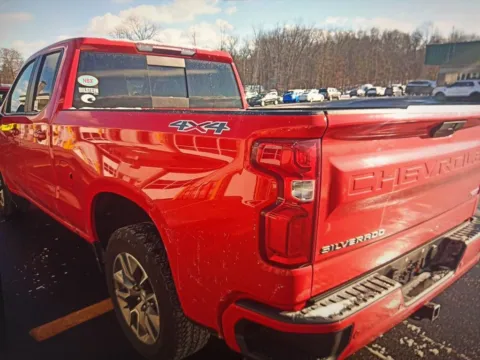 Photos of 2019 Chevrolet Silverado 1500 RST for sale in Plaistow, NH at CarFive Plaistow, NH