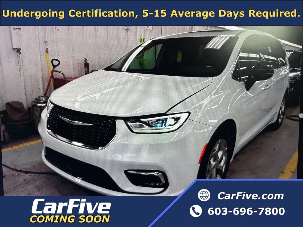2024 Chrysler Pacifica Limited for sale in Plaistow, NH