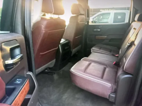 More photos of 2016 Chevrolet Silverado 2500HD High Country at CarFive Plaistow, NH, NH