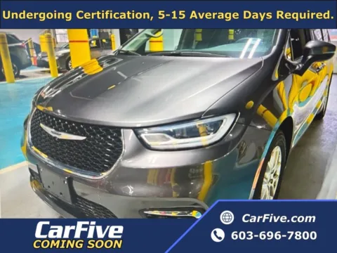 Gray 2023 Chrysler Pacifica Touring L for sale in Plaistow, NH