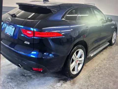 More photos of 2017 Jaguar F-PACE 35t R-Sport at CarFive Plaistow, NH, NH