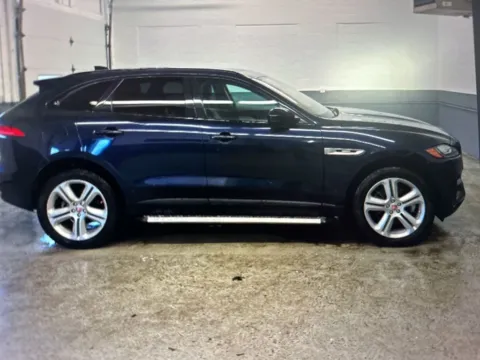 More photos of 2017 Jaguar F-PACE 35t R-Sport at CarFive Plaistow, NH, NH