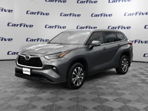 Gray 2023 Toyota Highlander XLE for sale in Plaistow, NH