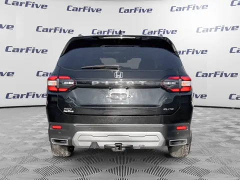 More photos of 2023 Honda Pilot Elite at CarFive Plaistow, NH, NH