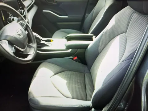 More photos of 2023 Toyota Highlander L at CarFive Plaistow, NH, NH