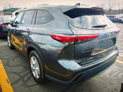 Photos of 2023 Toyota Highlander L for sale in Plaistow, NH at CarFive Plaistow, NH