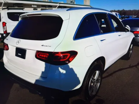 More photos of 2022 Mercedes-Benz GLC 300 at CarFive Plaistow, NH, NH