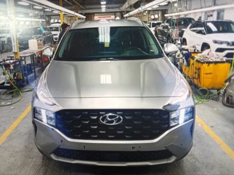 Photos of 2023 Hyundai Santa Fe SEL for sale in Plaistow, NH at CarFive Plaistow, NH