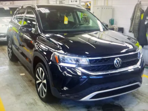 More photos of 2024 Volkswagen Taos 1.5T SE at CarFive Plaistow, NH, NH