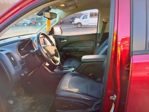 More photos of 2016 Chevrolet Colorado Z71 at CarFive Plaistow, NH, NH