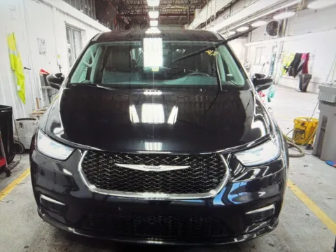 Photos of 2023 Chrysler Pacifica Touring L for sale in Plaistow, NH at CarFive Plaistow, NH