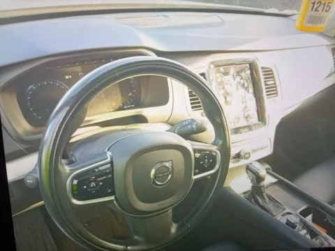 More photos of 2021 Volvo XC90 T5 Momentum at CarFive Plaistow, NH, NH