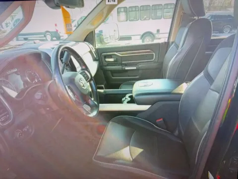 More photos of 2019 Ram 2500 Laramie at CarFive Plaistow, NH, NH