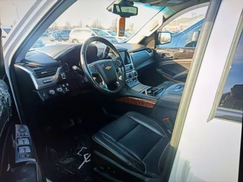 More photos of 2020 Chevrolet Suburban Premier at CarFive Plaistow, NH, NH