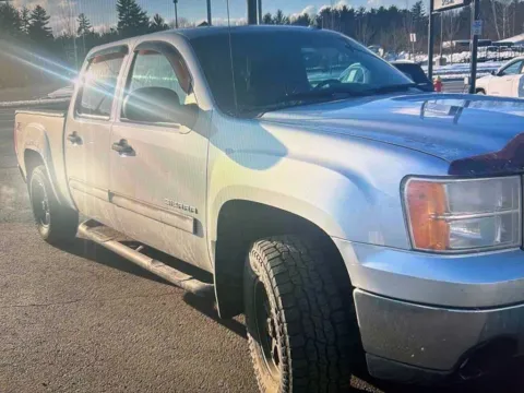 Photos of 2011 GMC Sierra 1500 SLE for sale in Plaistow, NH at CarFive Plaistow, NH