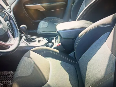 More photos of 2018 Jeep Cherokee Latitude at CarFive Plaistow, NH, NH